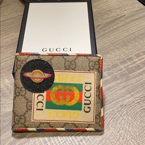 Gucci wallet
